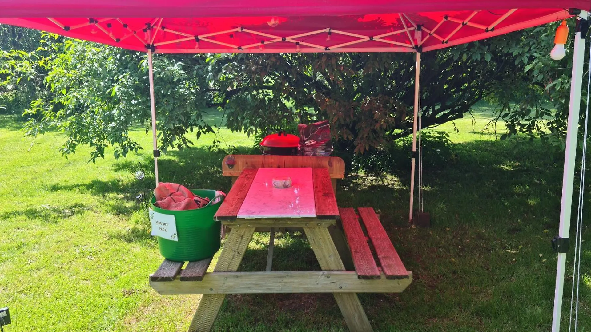 The Potting Shed Hotel Manuden Luxury tent